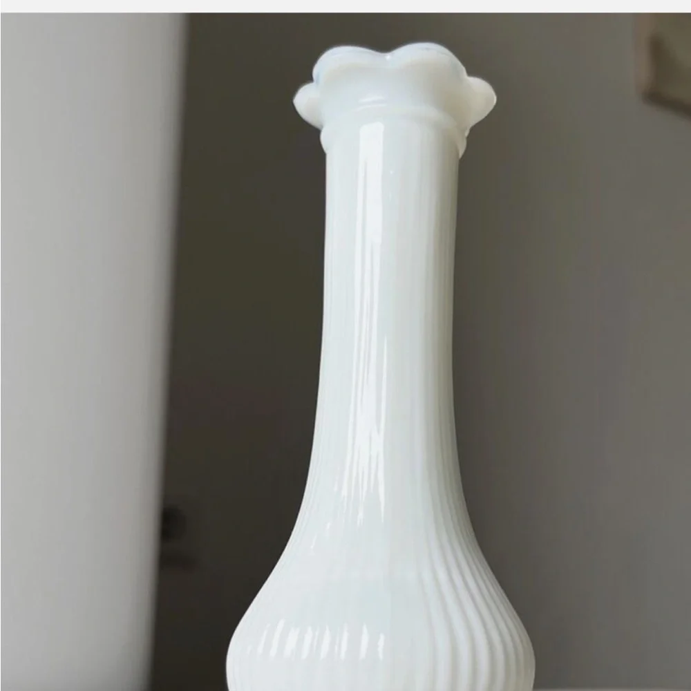 Vintage Randall Milk Glass Leaf Flower Vase White Opaque